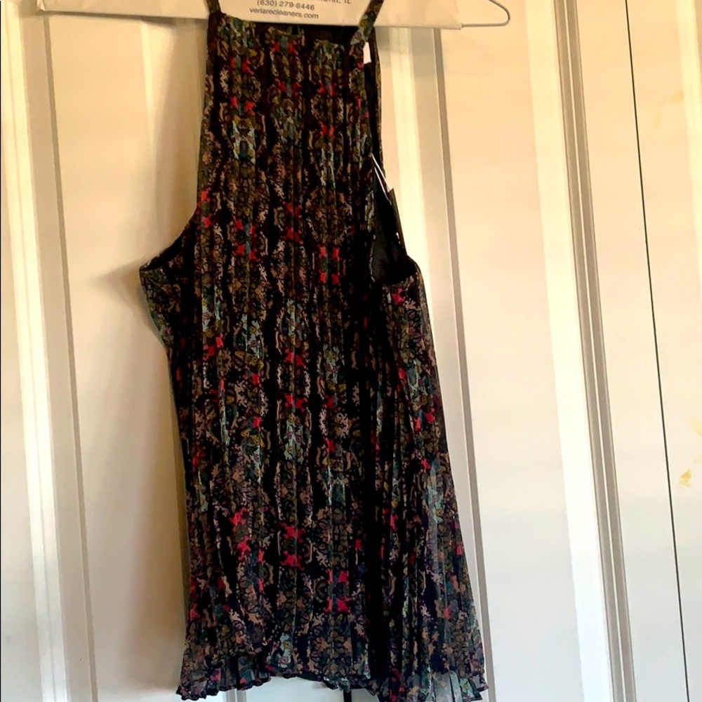 Fun sleeveless top
